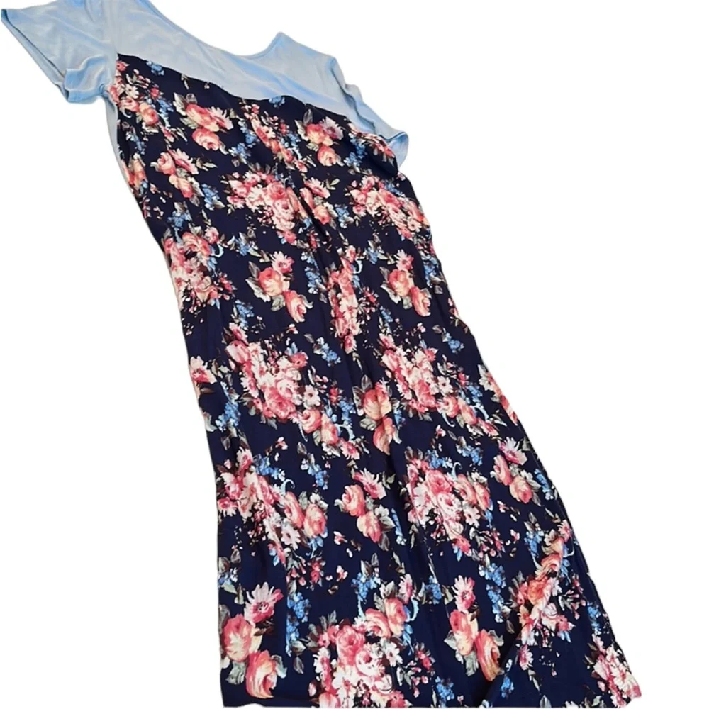 Agnes & Dora size large light blue front high low tee navy print back - Picture 6 of 16